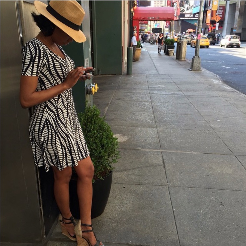 Philosophy XS Nvy/Wht print Dress Draw string back